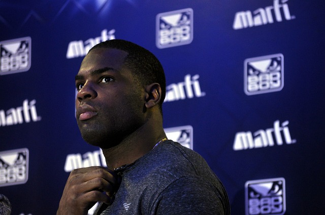 特鲁姆普已通过优才计划成为中国香港居民.